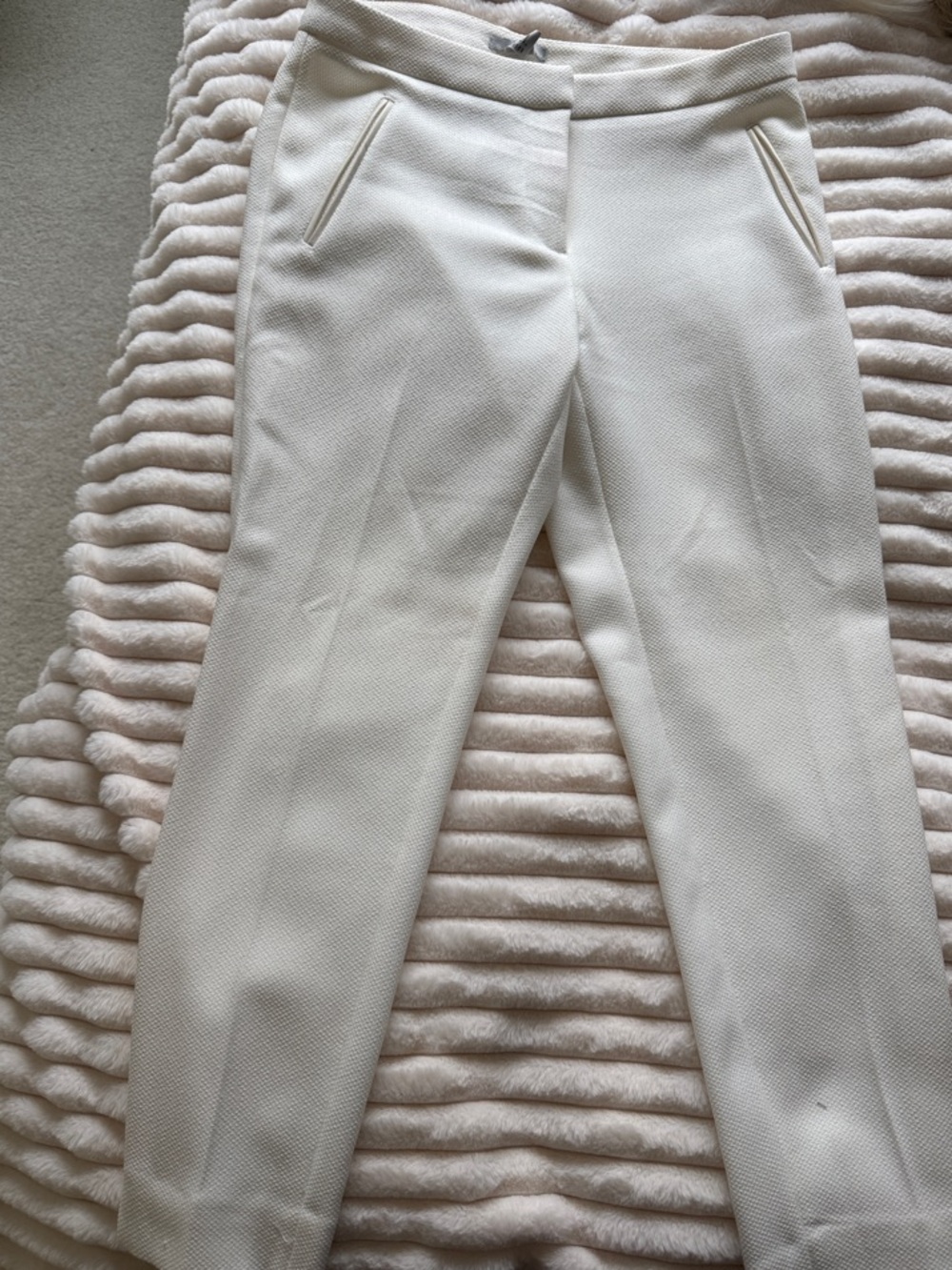 H&M Women's Straight-Leg Trousers in Off-White